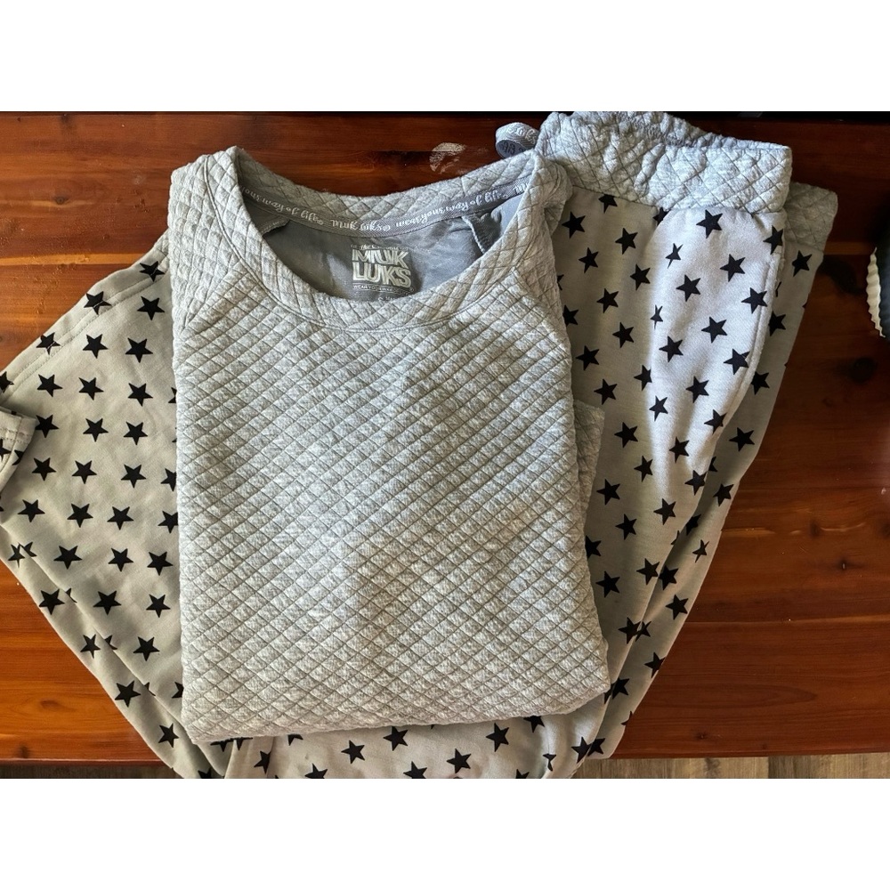 Muk Luks Gray Star Pajama Set